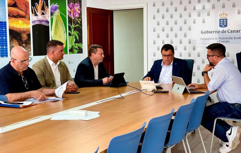 Noticias Playa Blanca | El Gobierno garantiza a Yaiza inversión plurianual para la ampliación de la EDAR Playa Blanca