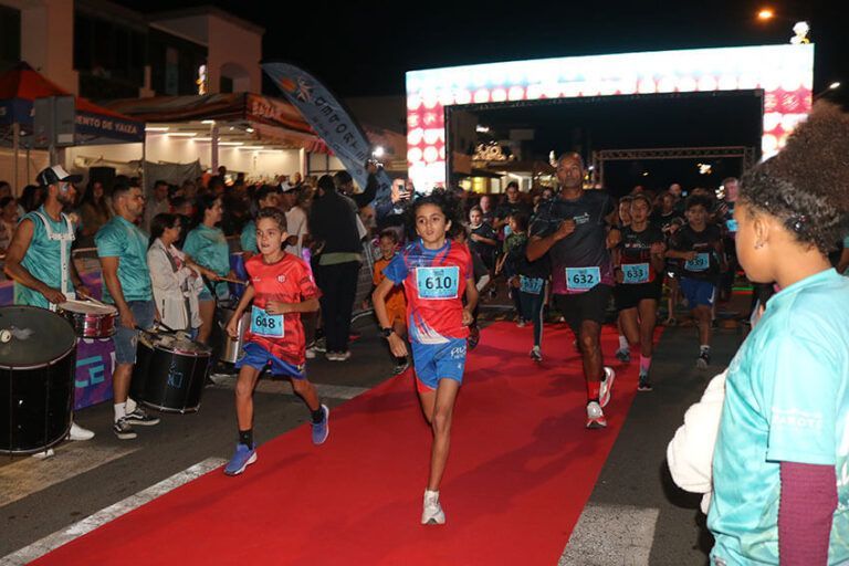 Noticias Playa Blanca | El deporte enciende la temporada festiva en Playa Blanca