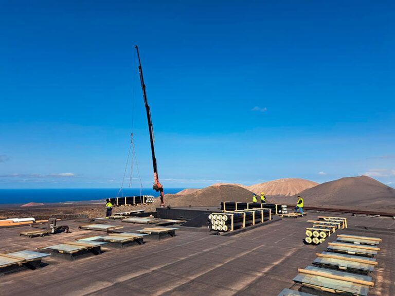 Noticias Yaiza | Comienzan los trabajos para la instalación de aire acondicionado en Montañas del Fuego