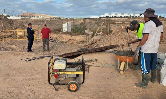 Noticias Playa Blnaca | Yaiza invierte 70.000 euros en bombas de aguas residuales en Playa Blanca