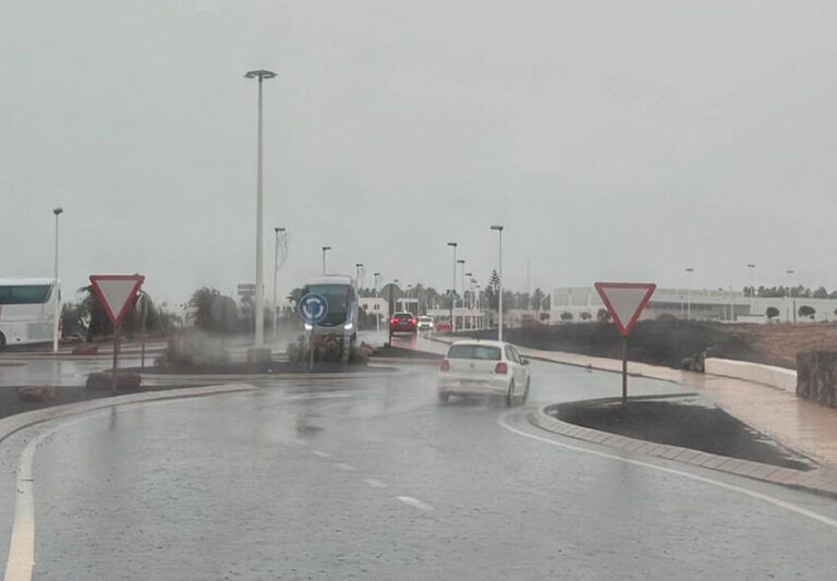 Noticias Playa Blanca | Canarias comenzará el 2026 con aviso amarillo por lluvias, vientos y fenómenos costeros