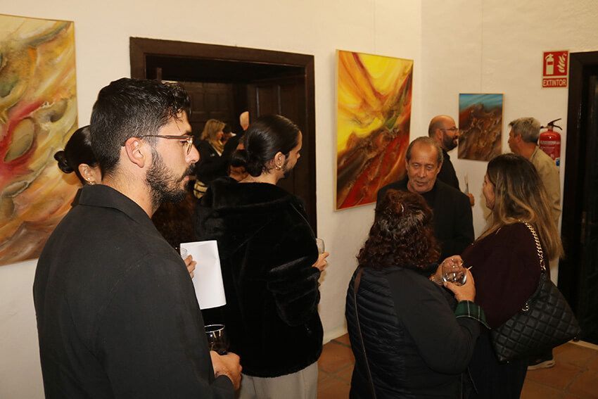 José Melián expone en Yaiza paisajes oníricos de Lanzarote