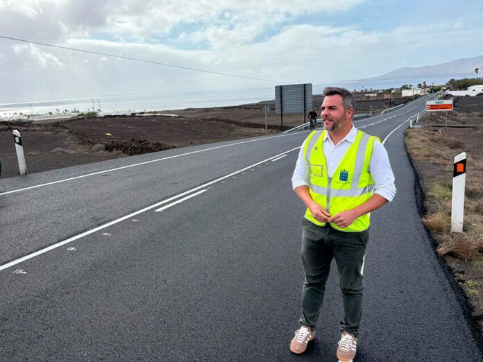 Noticias Yaiza | Abierta al tráfico la carretera que une Puerto Calero y Puerto del Carmen