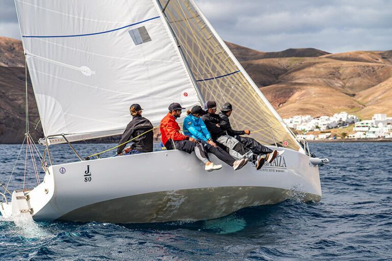 Noticias Playa Blanca | El Hotel Princesa Yaiza revalida su título de campeón de la Copa de Canarias Puerto Calero J80