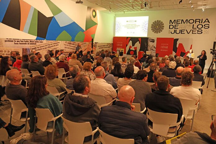 Noticias Lleno absoluto en la primera conferencia de Memoria de Los Jueves 2026