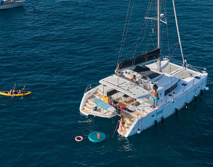 Papagayo Beach - Catamarán Lagoon 45F - Charter Lanzarote