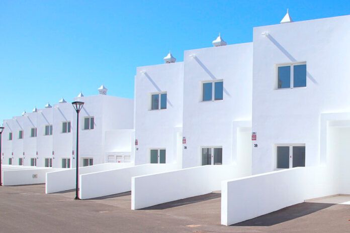 Noticias Playa Blanca | El Ejecutivo concede los 5,54 millones al Cabildo de Lanzarote para la adquisición de las de 76 viviendas de alquiler asequible en Playa Blanca