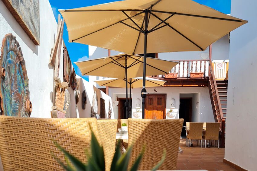 Terraza Bar - Café La Antigua Escuela de Yaiza