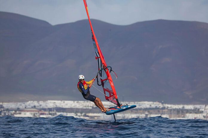 El español Nacho Baltasar, séptimo en los Lanzarote iQFOiL Games © Sailing EnergyLanzarote Sailing Center Noticias Playa Blanca | El español Nacho Baltasar, séptimo en los Lanzarote iQFOiL Games