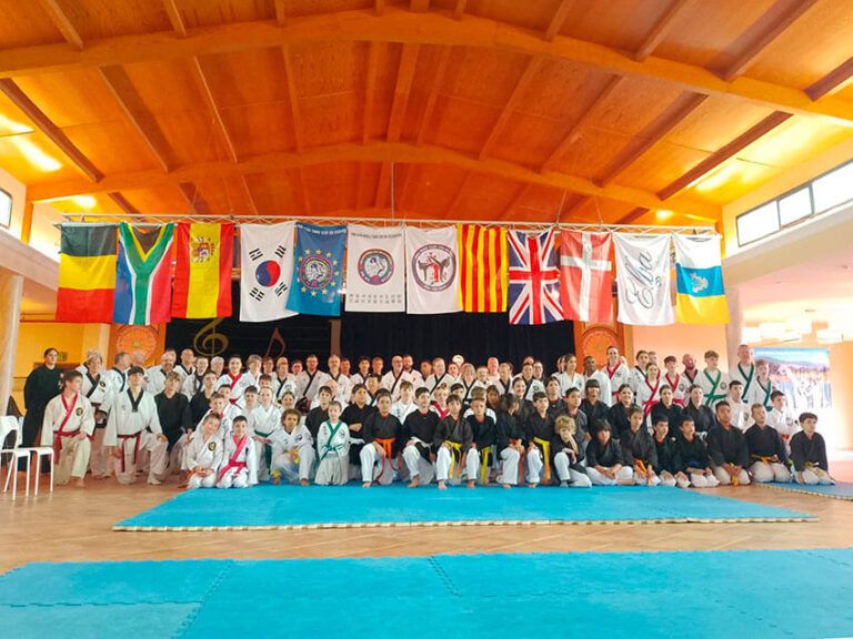Noticias Playa Blanca | Lluvia de medallas para Kenpo Lanzarote en el Winter Warrior 7 de Fuerteventura