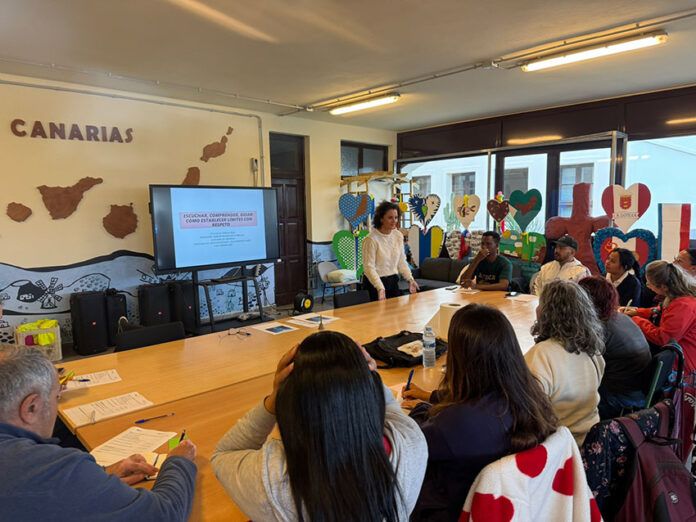 Noticias Playa Blanca | Yaiza estrecha vínculos con la comunidad educativa a través de la formación