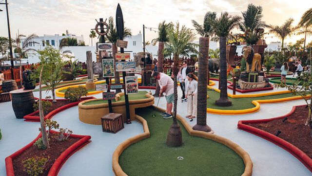 Palm-Safari-Mini-Golf 3
