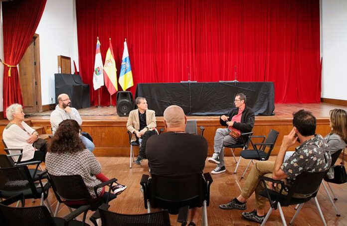 Presentación ‘El emperador del Sáhara’ Noticias Yaiza | ‘El emperador del Sáhara’ suscita otra lectura en Yaiza