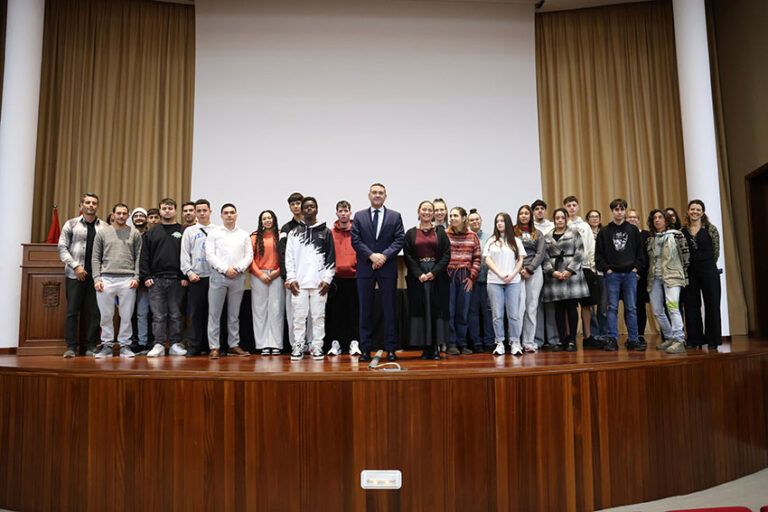 Noticias | El Cabildo pone en marcha la segunda edición del proyecto Juventud Activa