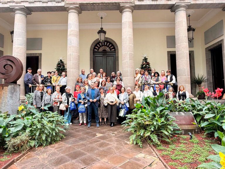 Noticias | El Cabildo cubrirá los gastos de traslado interinsular de los mayores de Lanzarote y La Graciosa que viajen con el Imserso
