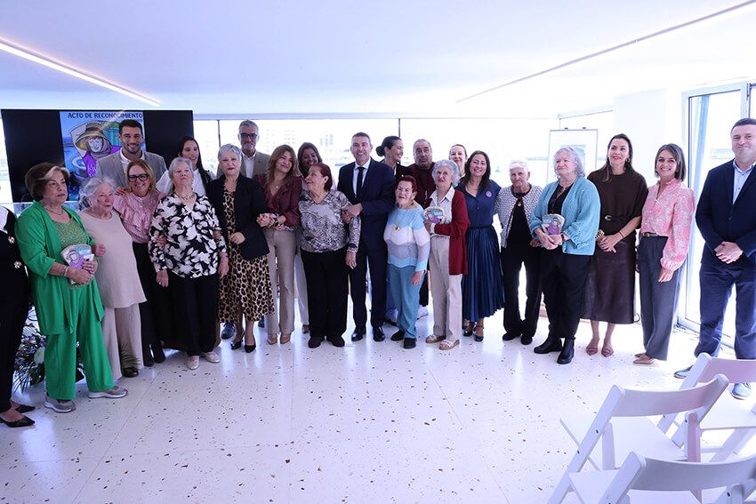 Ocho mujeres referentes de Lanzarote y La Graciosa reciben el reconocimiento del Cabildo