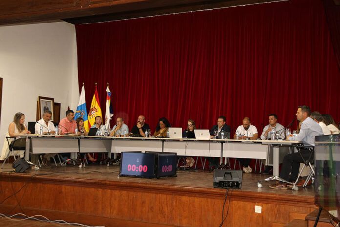 Noticias Yaiza | Yaiza tiene ya el informe técnico descriptivo para licitar la finalización del Pabellón Deportivo de Playa Blanca
