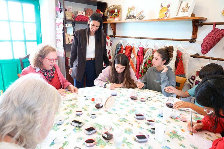 Noticias | La gran acogida a los talleres de los Días Europeos de la Artesanía constata el interés por los oficios tradicionales