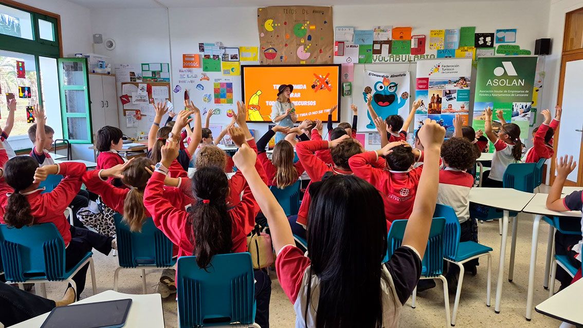 Noticias | Casi 400 escolares de Lanzarote participan en charlas sobre desperdicio alimentario impulsadas por la FTL