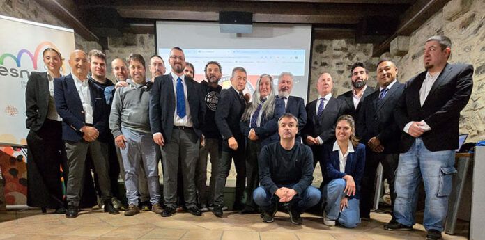 Grupo de participantes en el Curso Nacional de Arbitraje de Kenpo Noticias Playa Blanca | Wellington Castro, en el Curso Nacional de Arbitraje de Kenpo celebrado en País Vasco