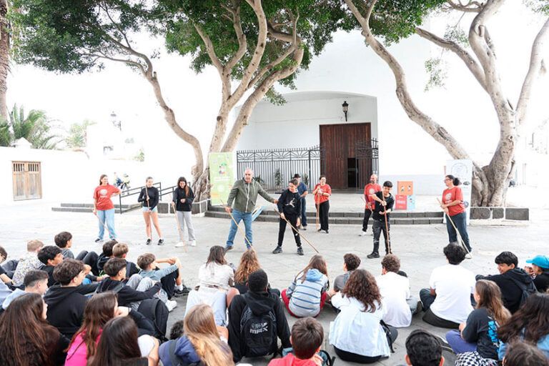 Noticias | El Cabildo inicia la declaración del Juego del Palo como Bien de Interés Cultural Inmaterial