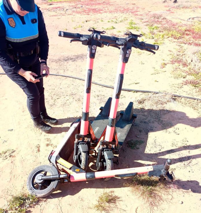 Parte-de-vehículos-intervenidos Noticias Yaiza | La Policía Local de Yaiza retira 82 patinetes de alquiler en Playa Blanca