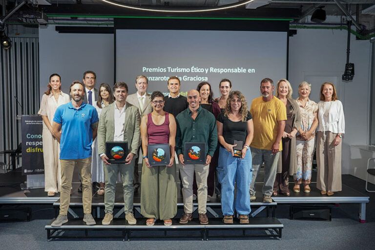 Noticias | Lanzarote reconoce a personas y proyectos que impulsan un turismo más ético, responsable y conectado con el territorio