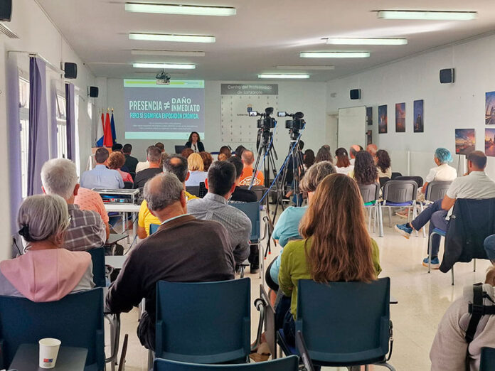 Charla “Más grifo, menos plástico” Noticias | La III mesa técnica “Más grifo, menos plástico” reflexiona sobre las ventajas del agua de consumo desalada