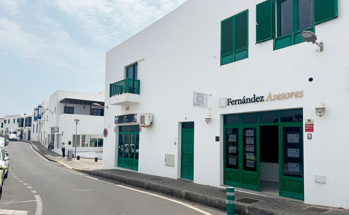 Noticias Playa Blanca | Fernández Asesores Lanzarote abre oficina en Playa Blanca