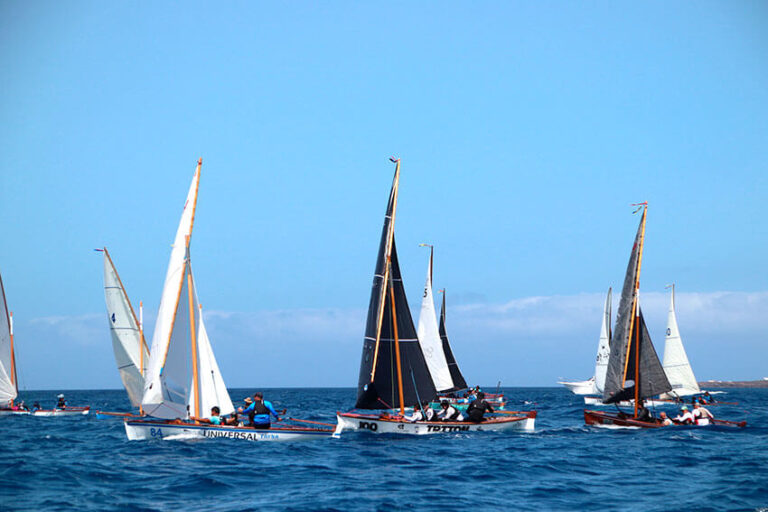 Noticias Playa Blanca | El Tritón asalta el liderato de la Copa Vela Latina del Sur