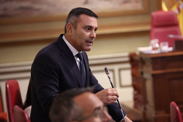 Noticias Yaiza | Oswaldo Betancort pregunta por qué el Gobierno de Canarias no construye el IES en Playa Blanca