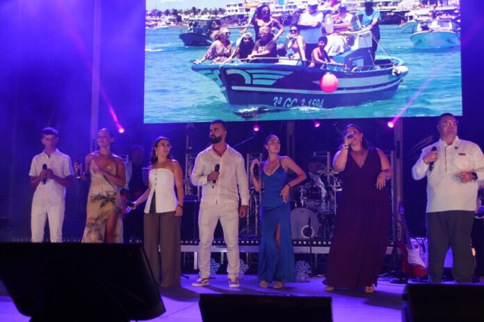 Noticias Yaiza | Siete voces del municipio de Yaiza enamoran a Playa Blanca