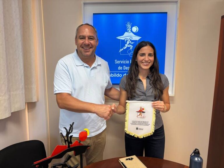 Noticias | El Servicio Insular de Deportes felicita a la árbitra Ágata López tras su ascenso a Primera División Femenina de Fútbol