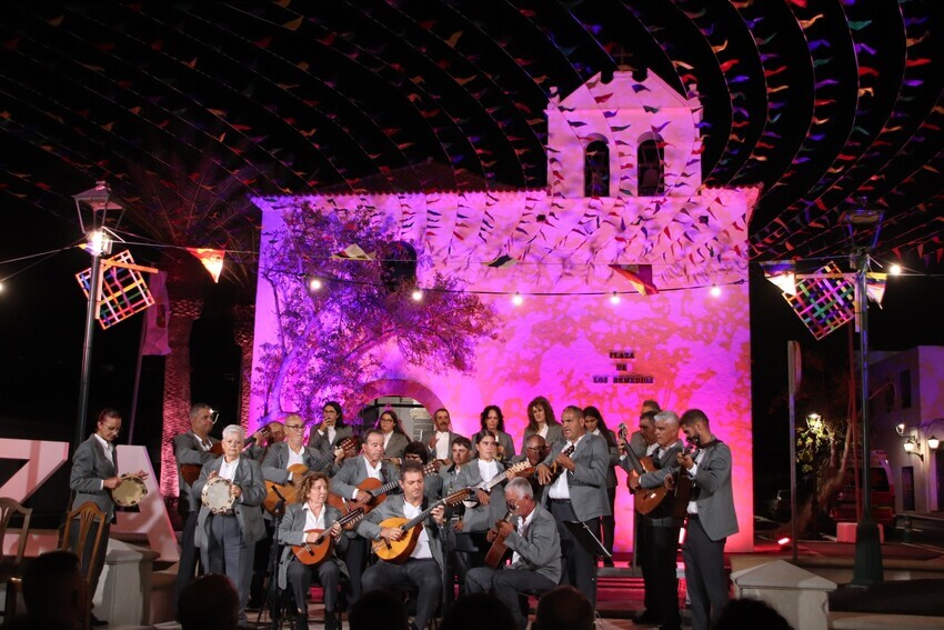 Noticias Yaiza | El Rancho de Pascuas, custodio de la tradición, narra un pedazo de la crónica musical de Yaiza