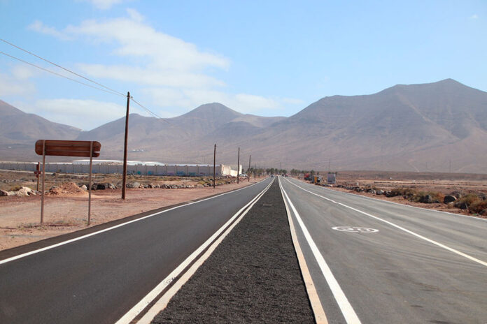 Av-de-Femés Noticias Playa Blanca | Yaiza abre al tráfico vehicular la entrada a Playa Blanca por Femés