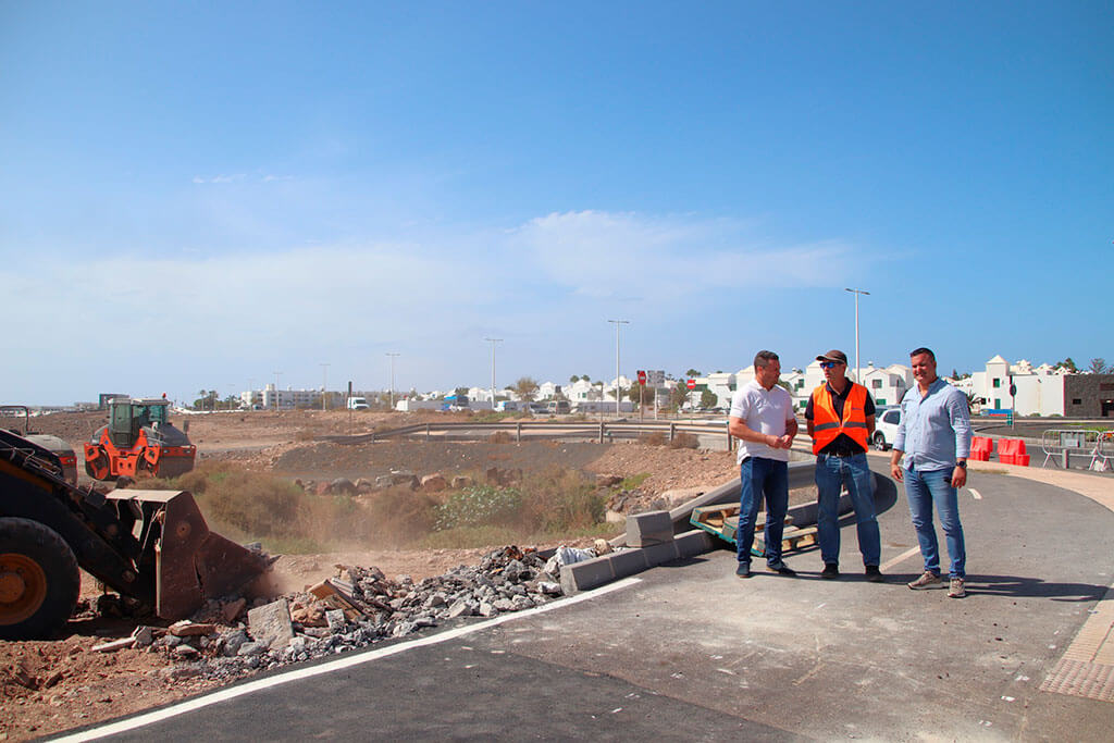 Yaiza abre al tráfico vehicular la entrada a Playa Blanca por Femés