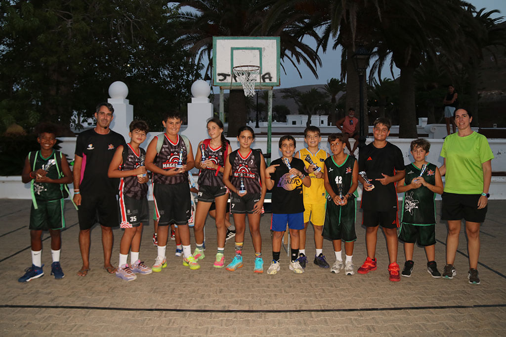 Amantes del baloncesto se citan en el VII Torneo 3x3 de Los Remedios