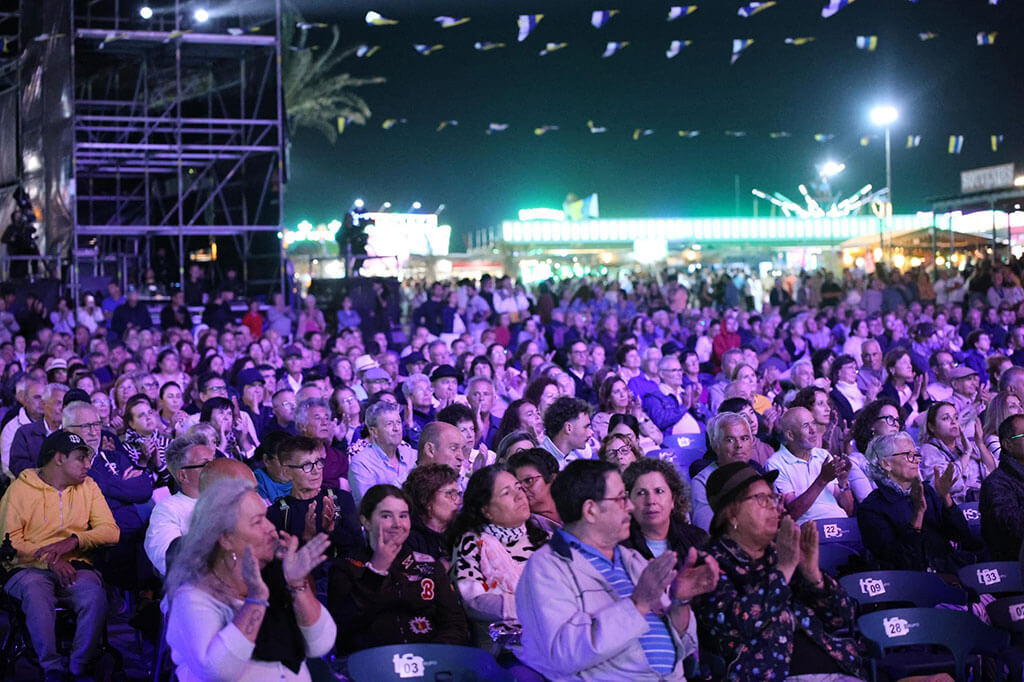 El Festival Nanino Díaz Cutillas convierte Mancha Blanca en una gran exaltación del folclore de las ocho islas