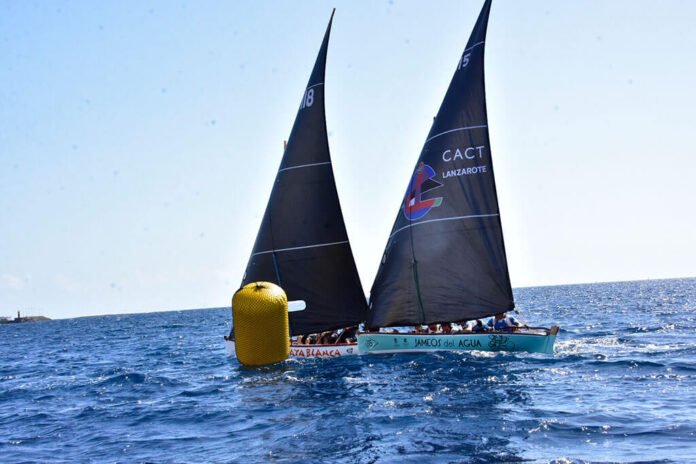 LIGA-INSULAR-DE-BARQUILLOS-DE-5-METROS.-REGATA-5-Y-6-(1) Noticias Yaiza | Playa Blanca y Jameos del Agua, se reparten las victorias en una nuva jornada de regatas