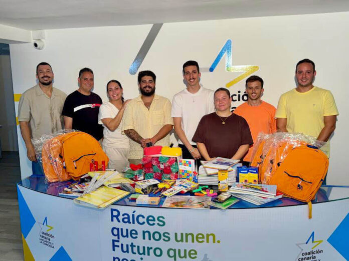 Material-escolar Noticias | Los Jóvenes Nacionalistas de Lanzarote y La Graciosa entregan a dos entidades sociales material escolar