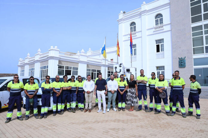 Noticias | El Cabildo refuerza el Servicio Insular de Márgenes de Carreteras con la incorporación de nuevos vehículos