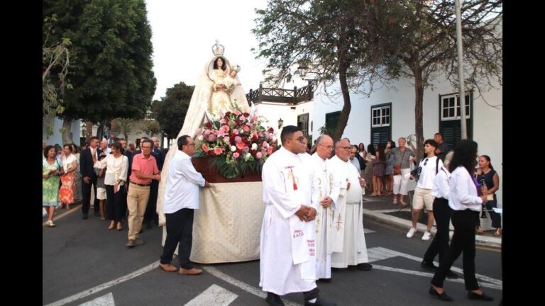 Procesión Virgen de Los Remedios