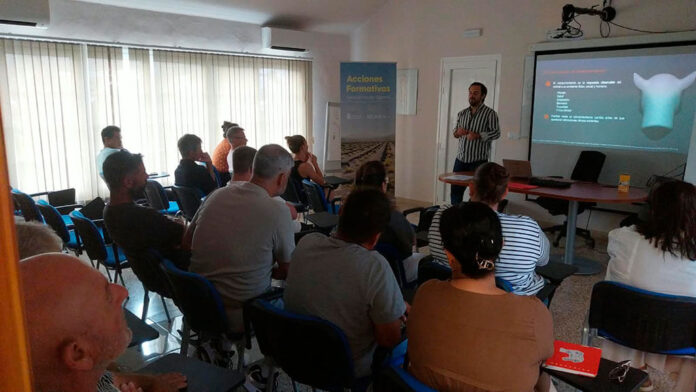 Noticias | El Cabildo finaliza el primer curso de especialización para la gestión integral del sector camellar