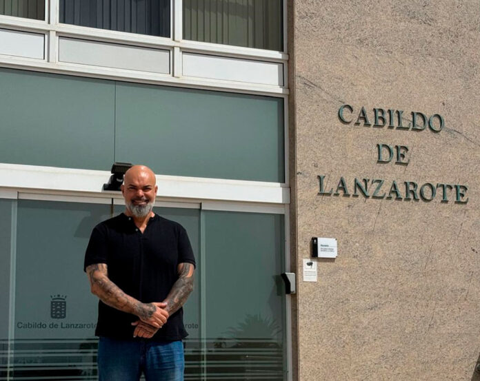 Laureano-Álvarez Noticias | Unidos por Lanzarote denuncia que Juan Monzón ha estado "diez días en Hawái con gastos y dietas pagadas por el Cabildo"