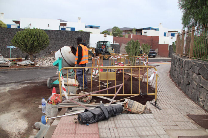 Noticias Playa Blanca | Yaiza avisa de nuevos cortes de calles en Las Coloradas por mejoras viarias